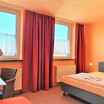 Hotel-pension Gruene Linde