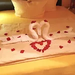 מלון Hotel-pension Gruene Linde דליטש'