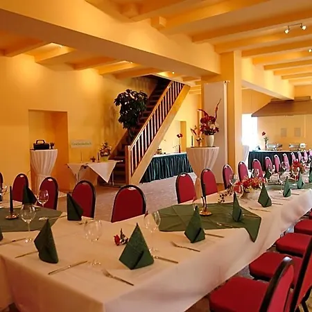 Hotel-pension Gruene Linde 2*