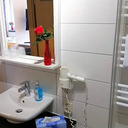 Hotel-pension Gruene Linde 2*
