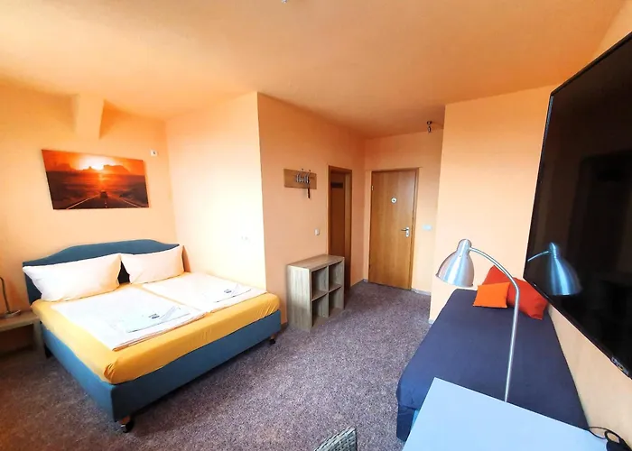 Hotel-pension Gruene Linde ديلتزش