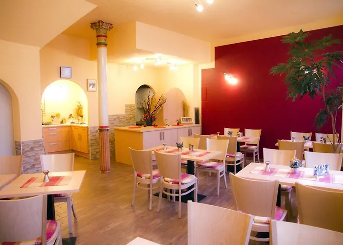 فندق Hotel-pension Gruene Linde