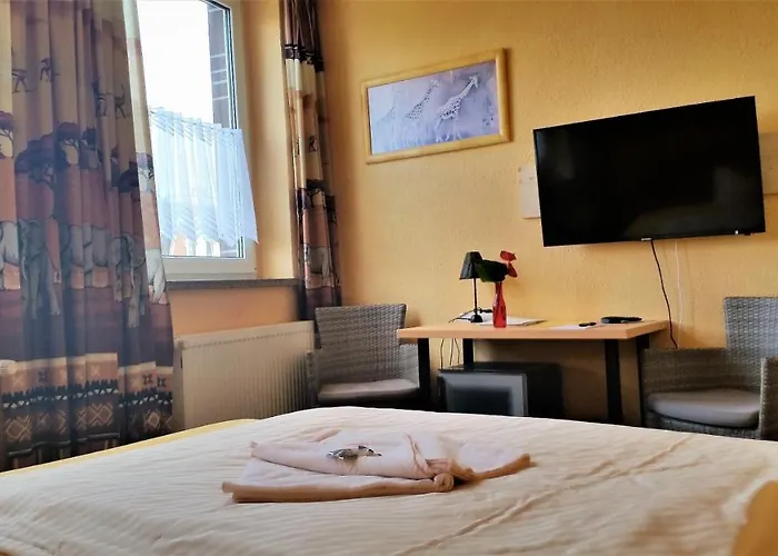 Hotel-pension Gruene Linde ديلتزش